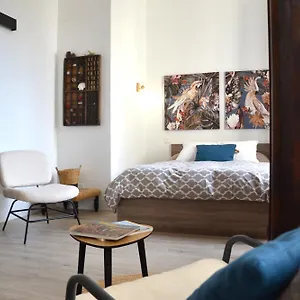 https://ldredon-de-josphine.midi-pyreneeshotels.com